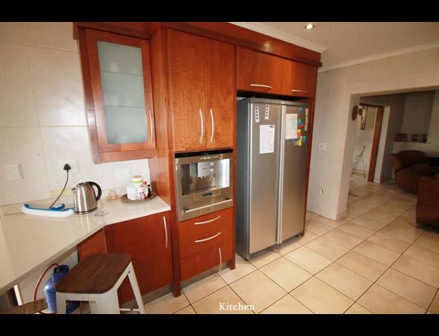 8 BEDROOM FREEHOLD FOR SALE IN RAND COLLIERIES